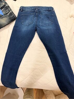 Women’s Skinny Low‑Rise Jeans – Dark Wash – Size 6R